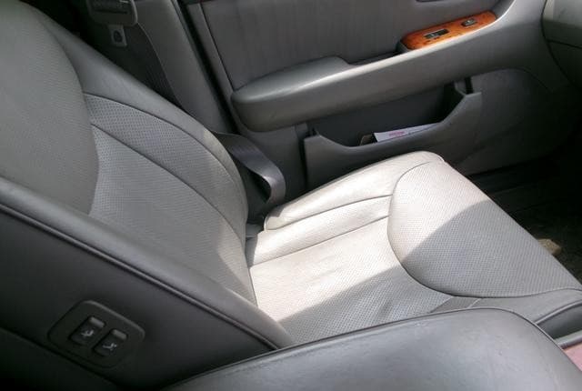 2001 Toyota Celsior JDM car for sale — photo 12 of 17