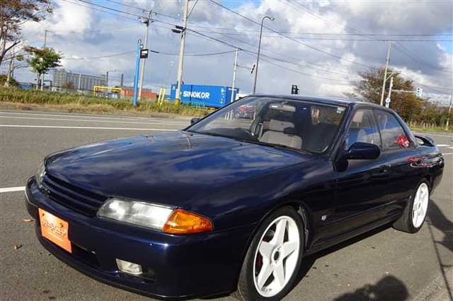 1991 Nissan Skyline JDM car for sale — photo 3 of 25
