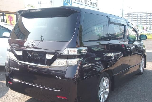 2011 Toyota Vellfire JDM car for sale — photo 8 of 25