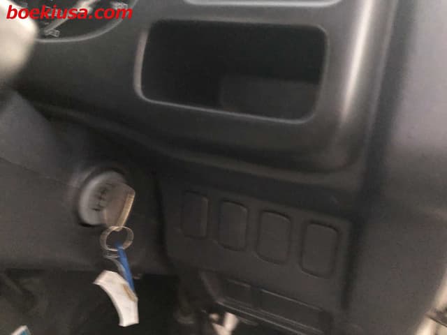 2000 Daihatsu Hijet JDM car for sale — photo 16 of 22