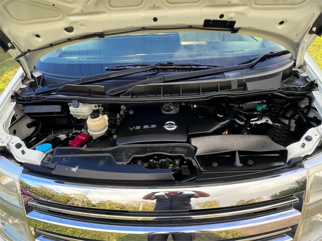 2005 Nissan Elgrand JDM car for sale — photo 16 of 16