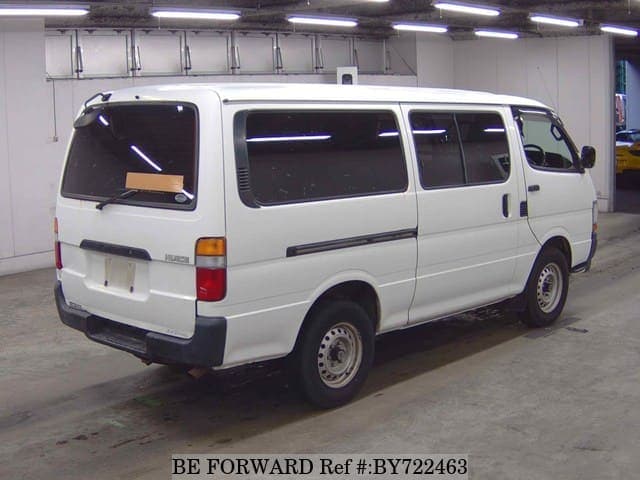 2004 Toyota HiAce JDM car for sale — photo 2 of 6
