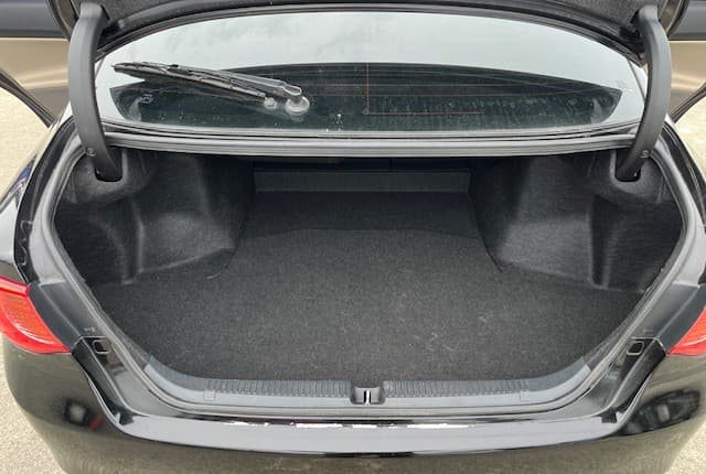 2010 Toyota Mark X JDM car for sale — photo 24 of 25
