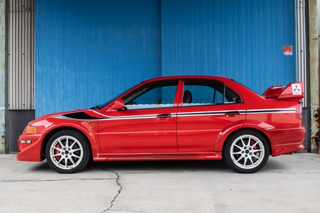 2000 Mitsubishi Lancer Evolution JDM car for sale — photo 3 of 25