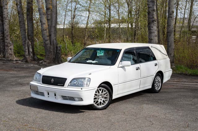 2000 Toyota Crown JDM car for sale — photo 3 of 25