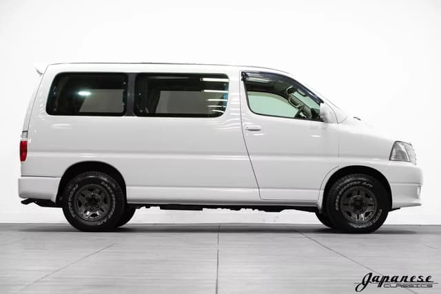 1999 Toyota Grand Hiace JDM car for sale — photo 5 of 25