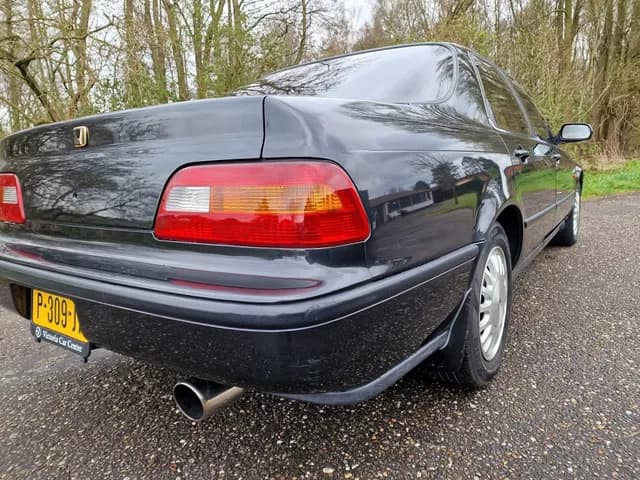 1993 Honda Legend JDM car for sale — photo 6 of 22