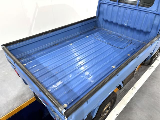 1996 Daihatsu Hijet JDM car for sale — photo 5 of 25