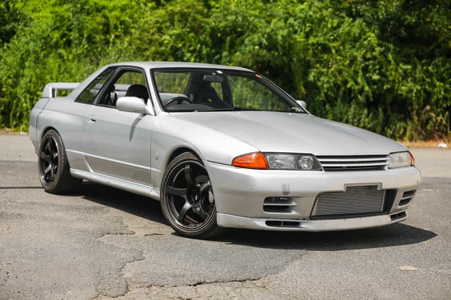 1991 Nissan Skyline JDM car for sale — photo 17 of 25