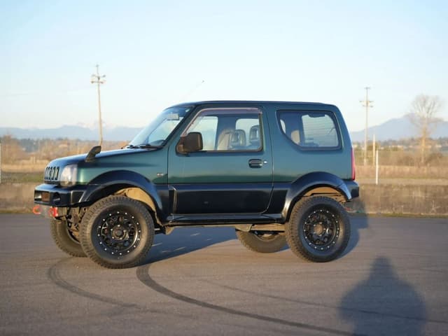 1998 Suzuki Jimny JDM car for sale — photo 3 of 10