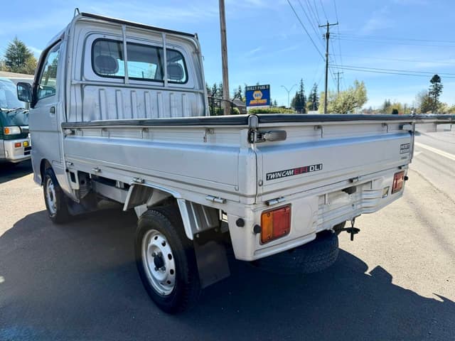2000 Daihatsu Hijet JDM car for sale — photo 6 of 25