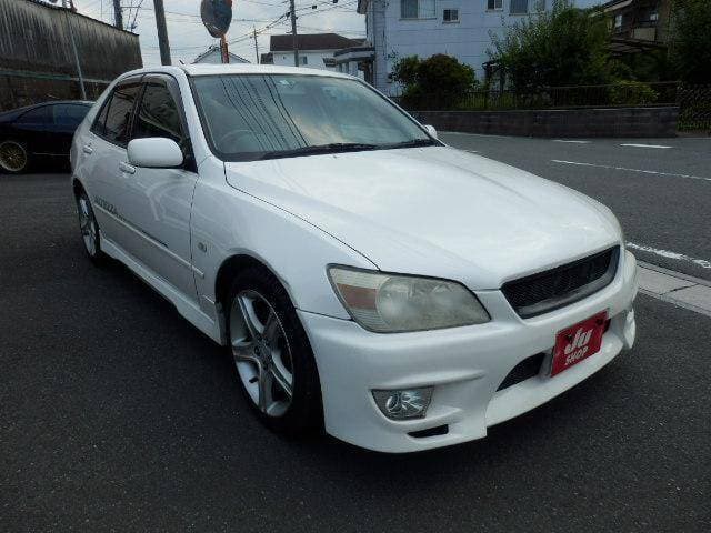 2000 Toyota Altezza JDM car for sale — photo 3 of 20