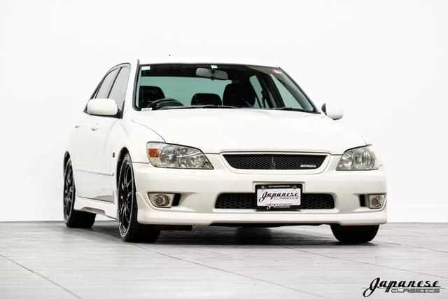 1999 Toyota Altezza JDM car for sale — photo 3 of 25