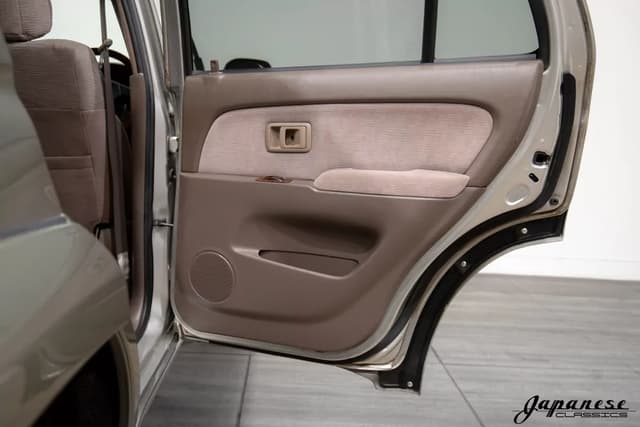 1998 Toyota Hilux JDM car for sale — photo 19 of 25