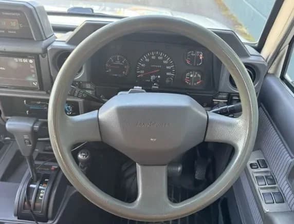 1990 Toyota Land Cruiser Prado JDM car for sale — photo 9 of 17