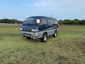 1993 Mitsubishi Delica JDM car for sale