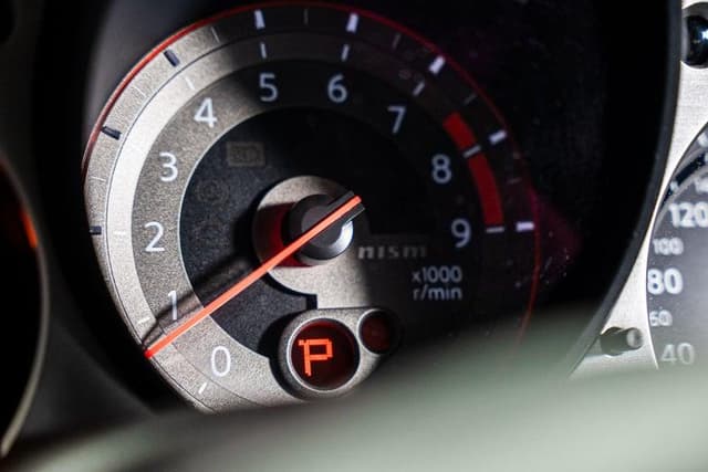 2010 Nissan Fairlady Z JDM car for sale — photo 17 of 20