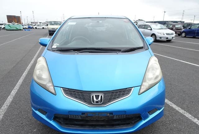 2009 Honda Fit JDM car for sale — photo 8 of 25