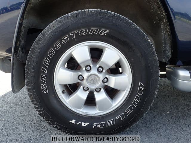 2004 Toyota Hilux Surf JDM car for sale — photo 11 of 25