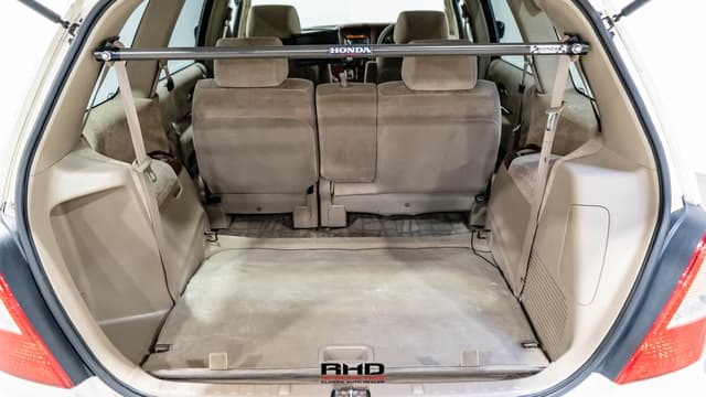 2000 Honda Odyssey JDM car for sale — photo 21 of 25