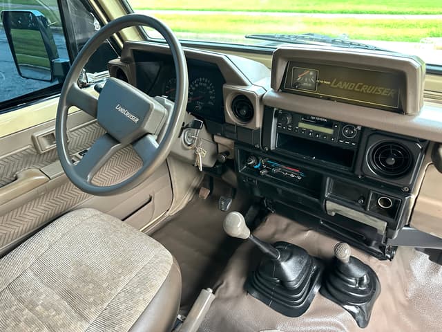 1999 Toyota Land Cruiser JDM car for sale — photo 16 of 20