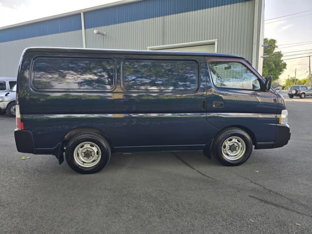 2001 Nissan Caravan JDM car for sale — photo 7 of 25
