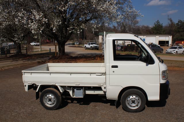 1999 Daihatsu Hijet JDM car for sale — photo 2 of 25