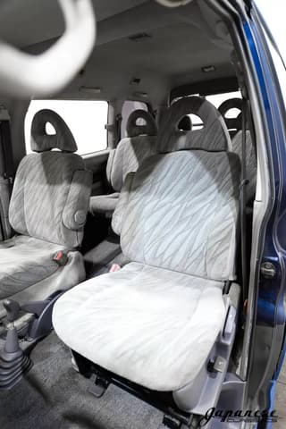 1996 Mitsubishi Delica JDM car for sale — photo 17 of 25