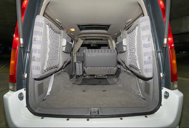 1998 Honda Stepwagon JDM car for sale — photo 7 of 13