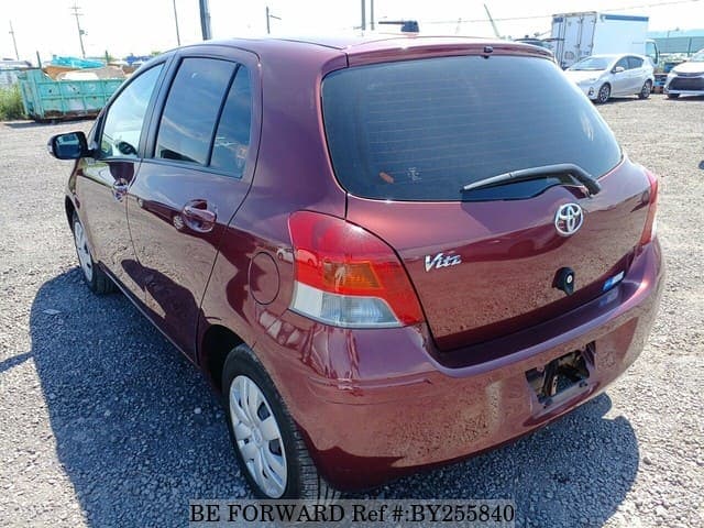 2010 Toyota Vitz JDM car for sale — photo 3 of 25