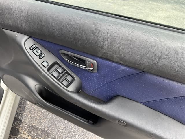 1999 Subaru Legacy JDM car for sale — photo 16 of 25