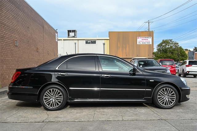 2007 Toyota Crown JDM car for sale — photo 13 of 25
