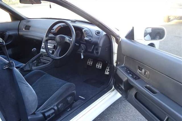 1992 Nissan Skyline JDM car for sale — photo 12 of 24