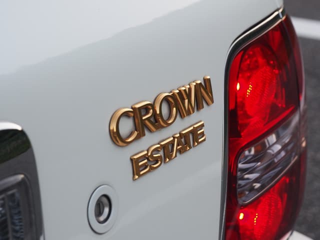 2000 Toyota Crown JDM car for sale — photo 4 of 25