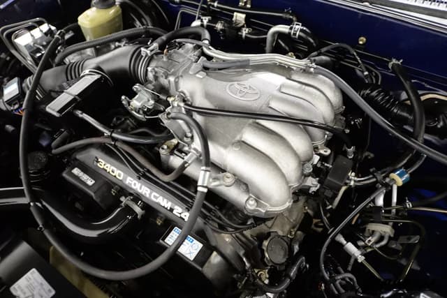 1996 Toyota Hilux Surf JDM car for sale — photo 25 of 25