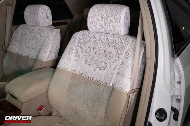 1999 Toyota Crown JDM car for sale — photo 16 of 25
