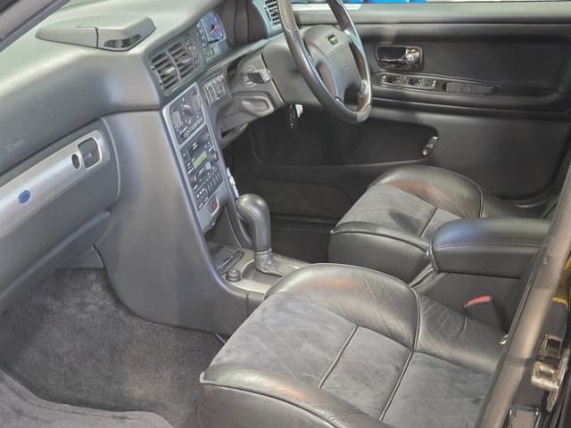1998 Volvo V70 JDM car for sale — photo 15 of 25