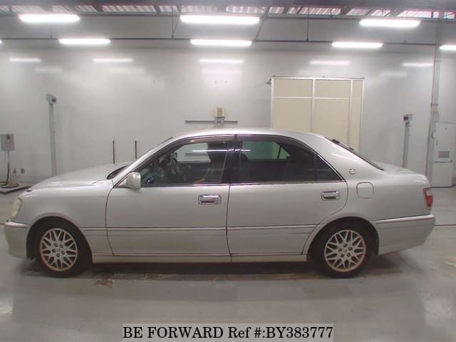 2000 Toyota Crown JDM car for sale — photo 6 of 8