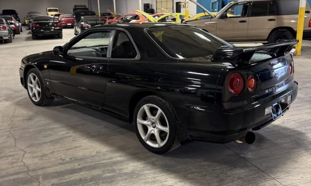 1999 Nissan Skyline JDM car for sale — photo 13 of 25