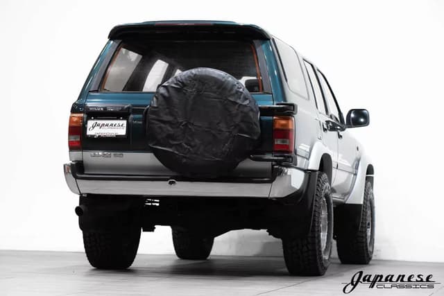 1995 Toyota Hilux Surf JDM car for sale — photo 8 of 25