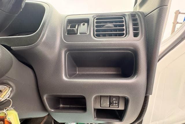 2009 Suzuki Carry JDM car for sale — photo 20 of 21