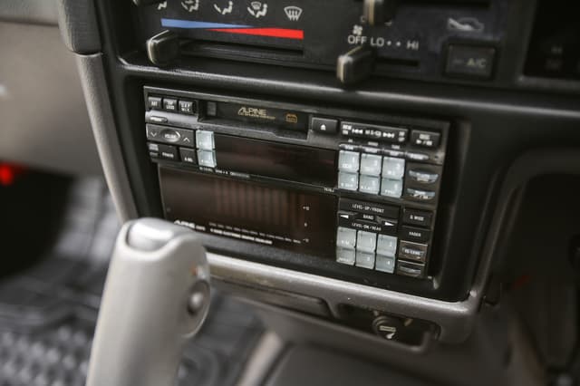 1995 Toyota Hilux JDM car for sale — photo 20 of 25