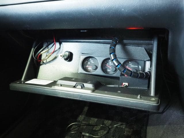 1998 Nissan Stagea JDM car for sale — photo 17 of 21