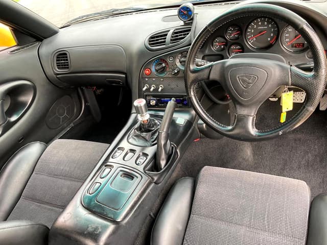 1992 Mazda RX-7 JDM car for sale — photo 8 of 20