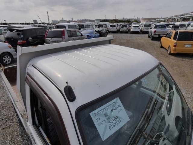 2002 Daihatsu Hijet JDM car for sale — photo 14 of 25