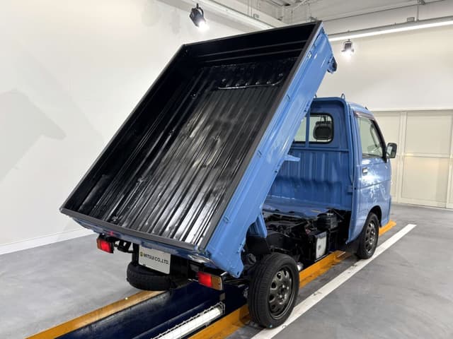 2001 Daihatsu Hijet JDM car for sale — photo 5 of 25