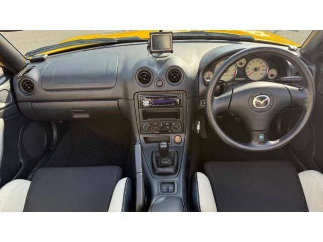 2001 Mazda Roadster (Eunos Roadster / MX-5) JDM car for sale — photo 3 of 20