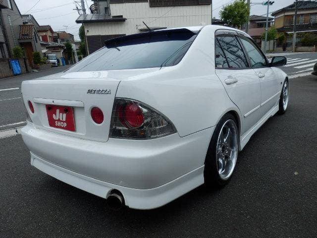 2001 Toyota Altezza JDM car for sale — photo 5 of 20