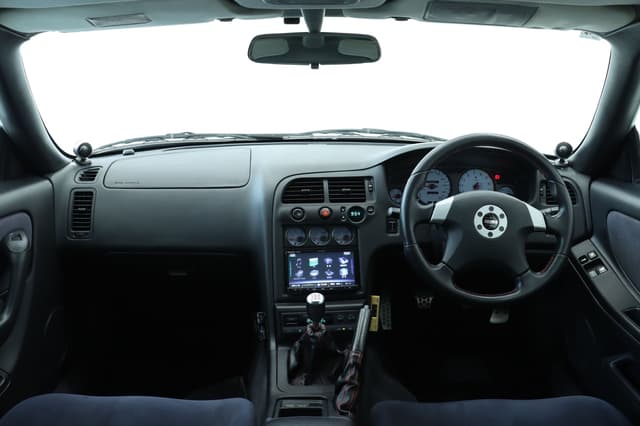 1997 Nissan Skyline JDM car for sale — photo 15 of 25