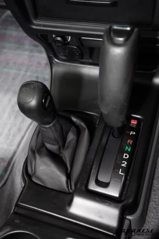 1999 Toyota Hilux Surf JDM car for sale — photo 10 of 25